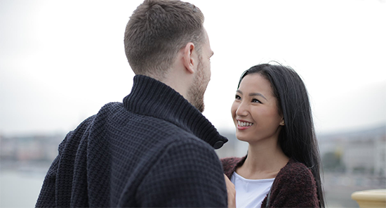 Western man and Vietnamese woman